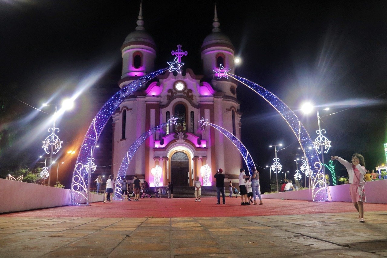 Arapongas abre Natal Luz 2023 neste domingo (03)