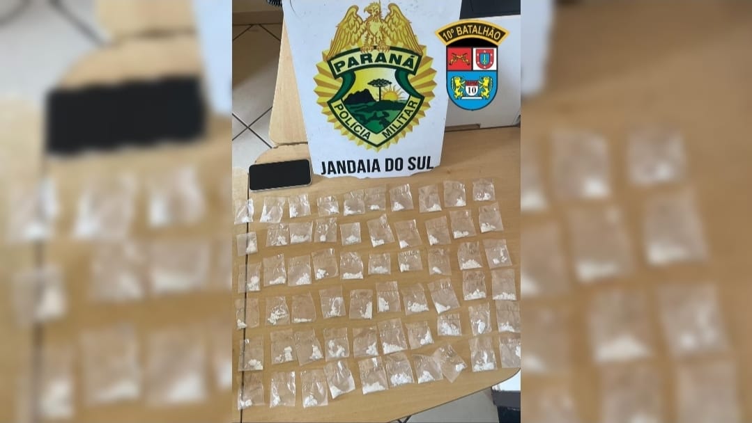 Homem é preso com cerca de 60 porções de cocaína em Jandaia do Sul