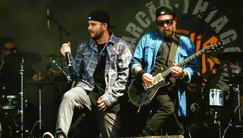 Charlie Brown “Pé Vermelho” estreia com vocalista apucarananse em maio