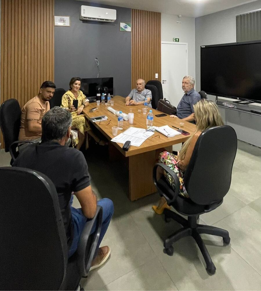 Reunião para organizar revisão do Plano Diretor de Marilândia do Sul é realizada