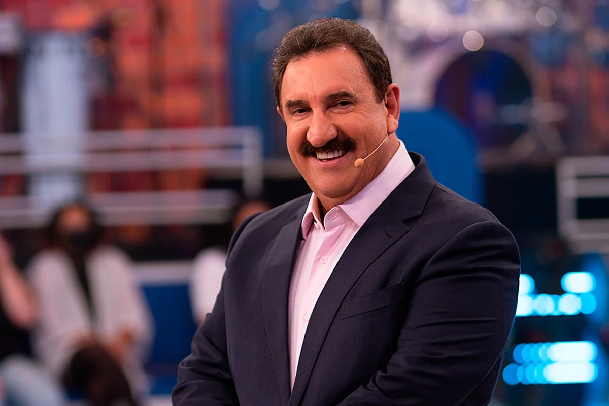 SBT mantém Ratinho no elenco após polêmica com Erika Hilton e diz que caso foi resolvido internamente