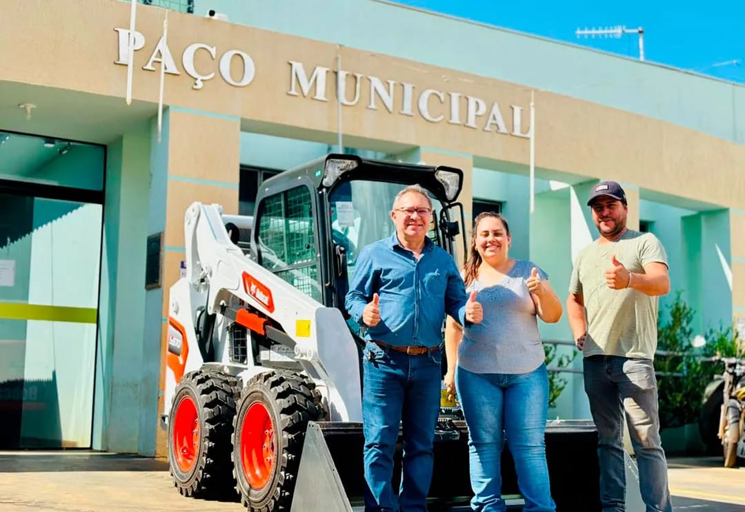 Prefeitura de Rio Bom recebe novos equipamentos para fortalecer a agricultura