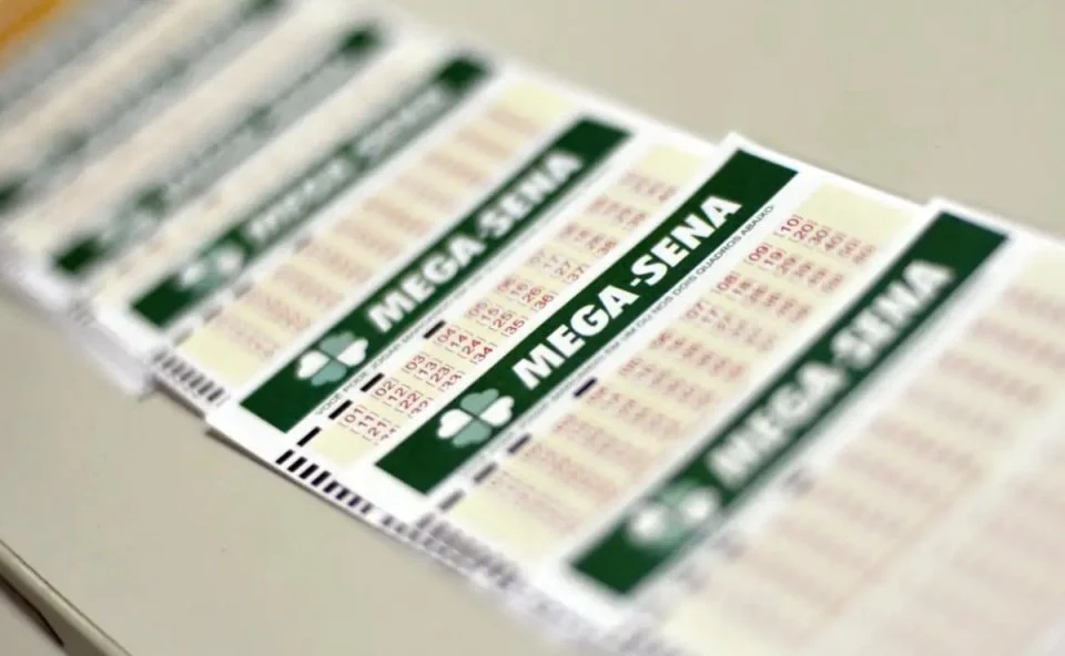 Mega-Sena acumula e prêmio de R$ 70 milhões desafia feriado de Tiradentes