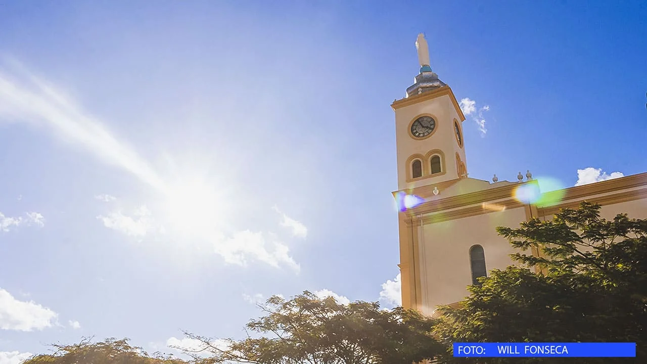 Sem alívio: Apucarana e Norte do PR seguem sob domínio de massa de ar seco e calor de até 33°C