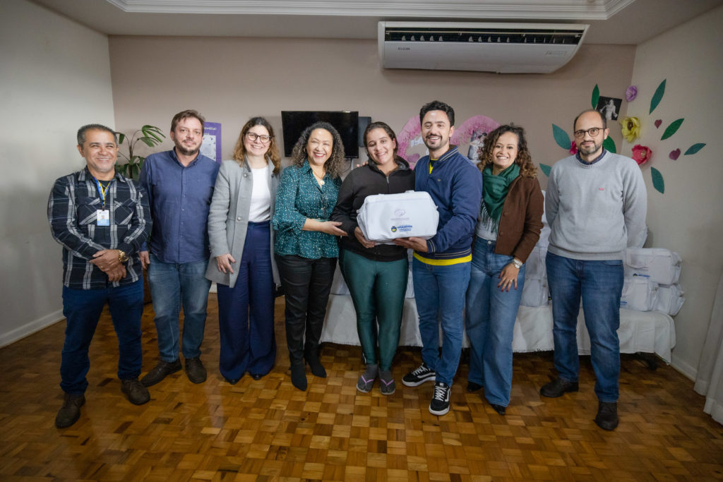 Prefeitura de Apucarana reforça apoio às gestantes com entrega de novos kits maternidade