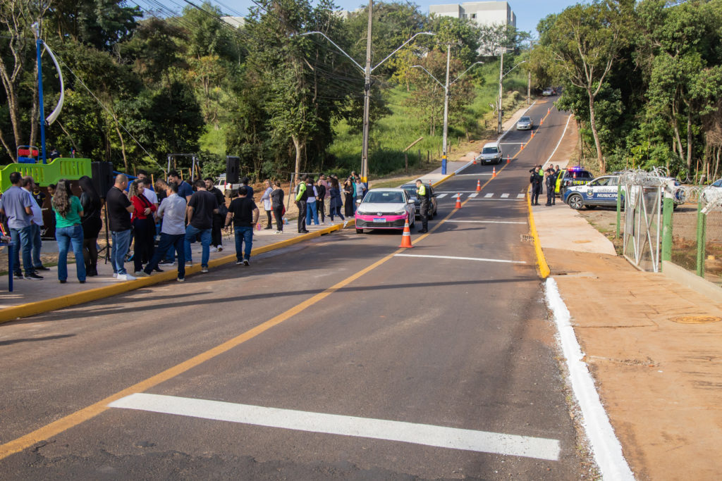 Rodolfo Mota entrega obra e parque temático no Núcleo João Paulo