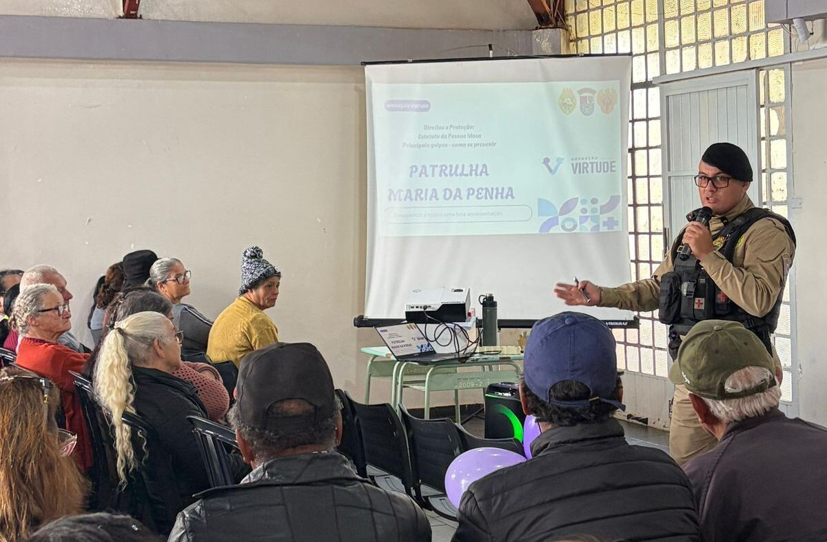 Junho Violeta: Assistência Social de Marilândia do Sul realiza ação com idosos
