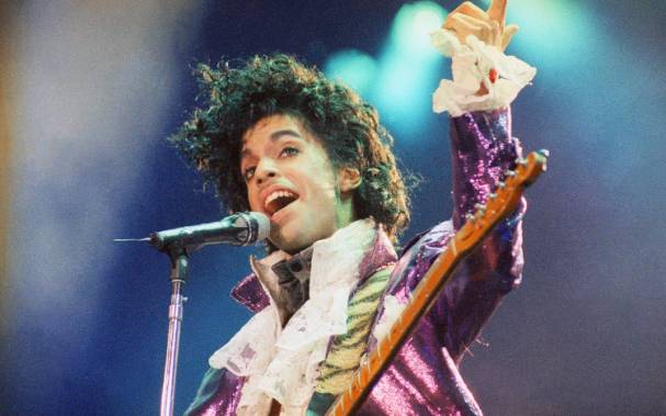 Dez anos após sua morte, Prince ganhará álbum com dez músicas inéditas