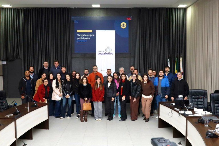 Câmara de Apucarana conclui curso pioneiro no Paraná sobre Análise de Impacto Legislativo