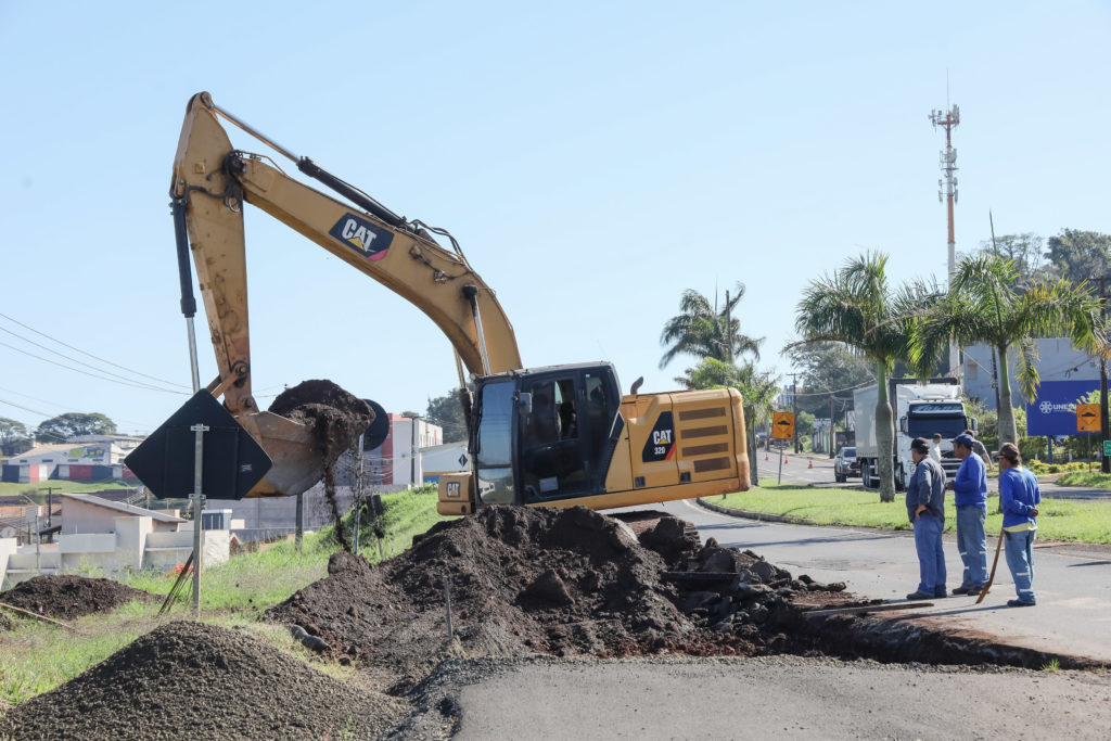 Obra de duplicação da Avenida Minas Gerais entra na fase de reconstrução do pavimento