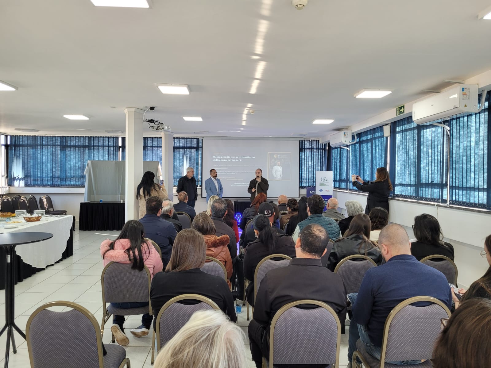 ACIA realiza encontro empresarial com palestra de associado para associado