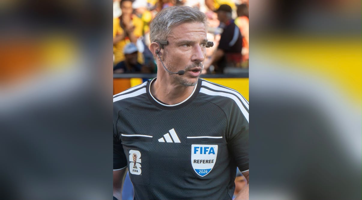 Fifa define arbitragem da final da Copa do Mundo entre Argentina e Espanha