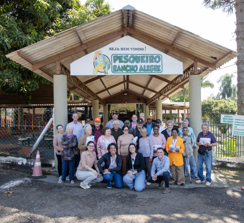 Idosos do Centro Dia e do Lar São Vicente participam de atividade de turismo rural pelo Programa Viaja +60