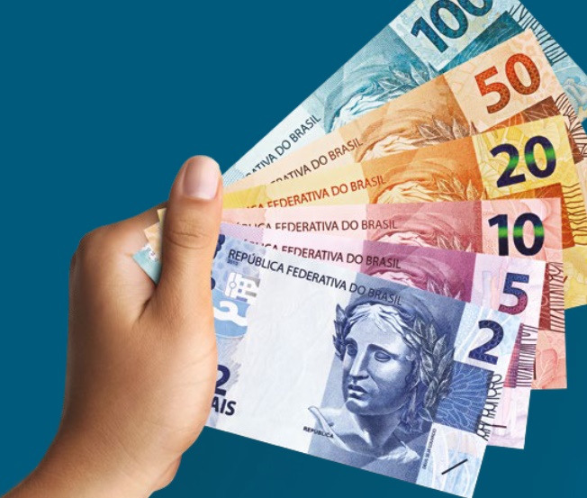 Famílias brasileiras atingem recorde de endividamento em julho