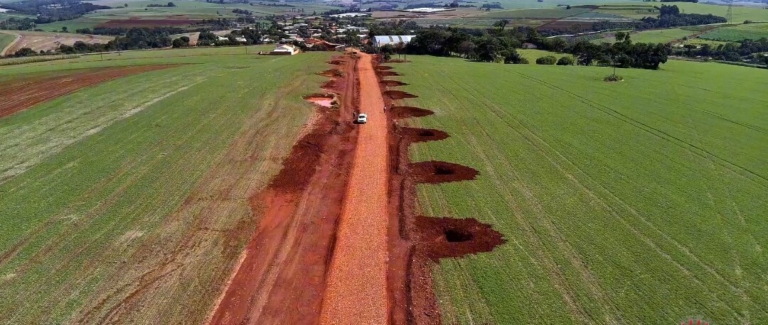 Prefeitura de Marilândia do Sul concluiu pavimentação com pedras irregulares entre São José e Nova Amoreira