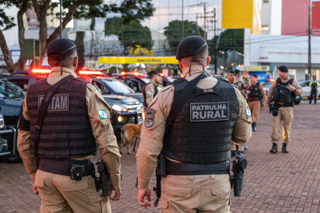 Acidente com morte, violência doméstica e furtos marcam o giro da PM entre sábado e domingo