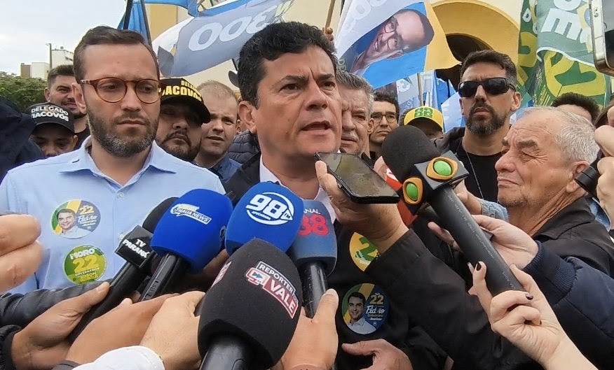 Candidato Sérgio Moro faz campanha em Apucarana