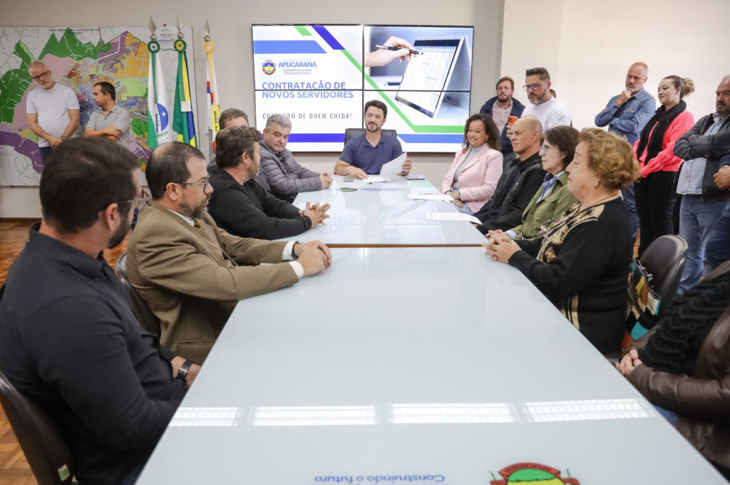 Concurso da Prefeitura de Apucarana abre inscrições nesta quarta-feira com salários de até R$ 16,3 mil