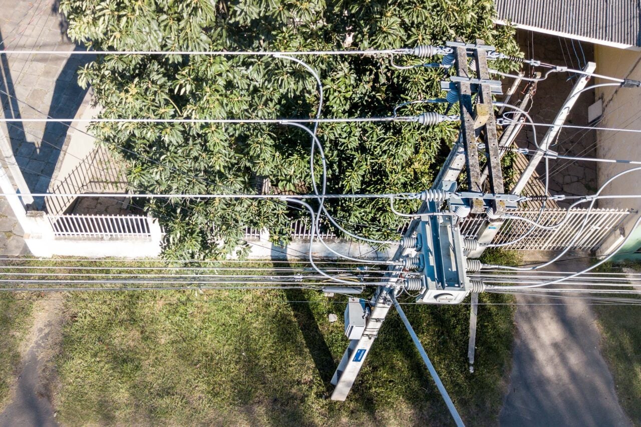 Copel investe R$ 846,7 milhões para reduzir apagões causados por temporais no Paraná