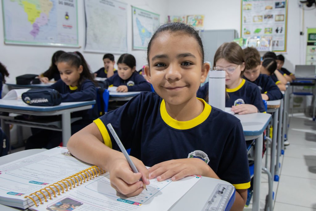 DIA DO SERVIDOR: Escolas, CMEIs e serviços essenciais funcionarão normalmente nesta sexta-feira (30/10)